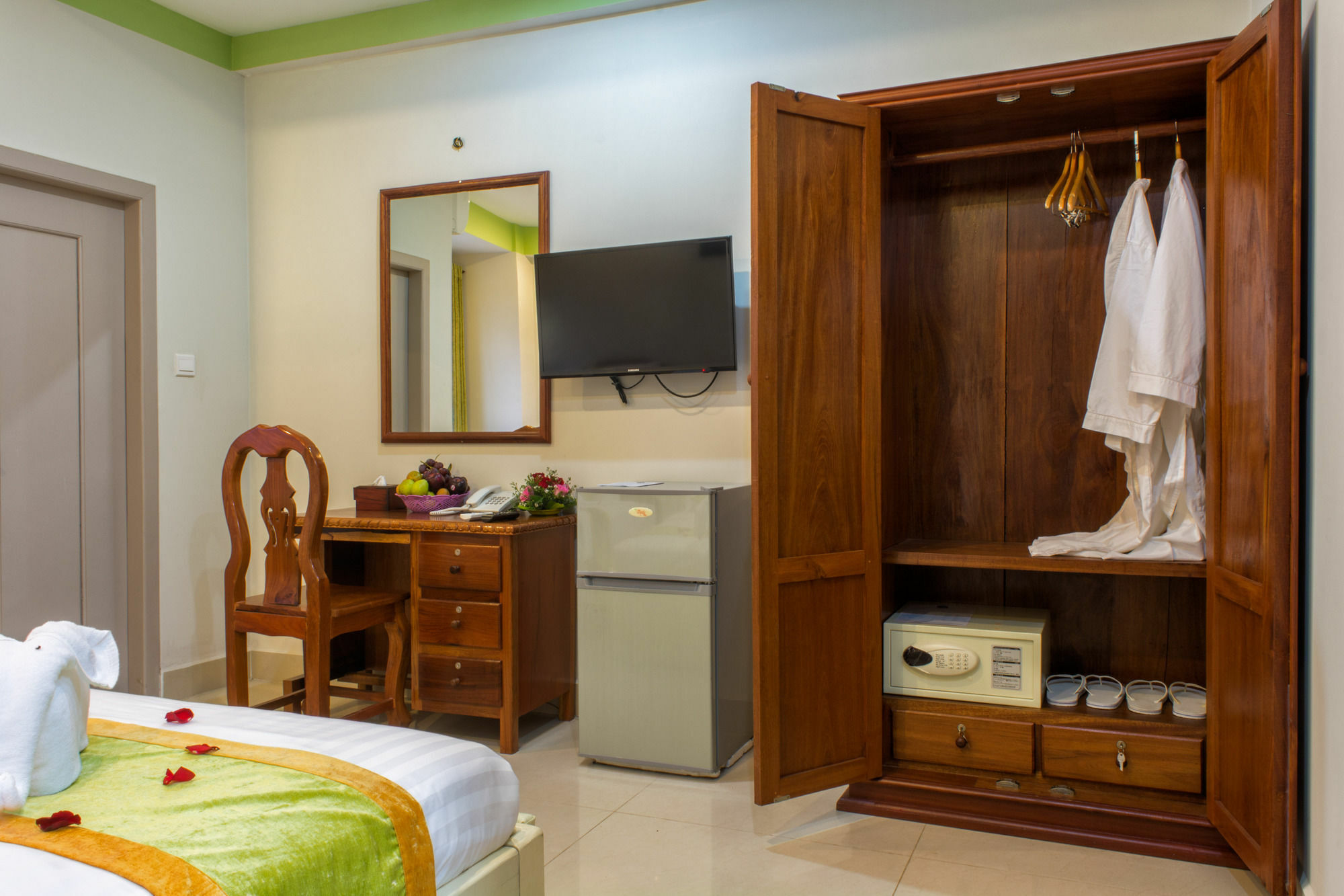 Raksmey Suo Hotel Пном Пен Екстериор снимка